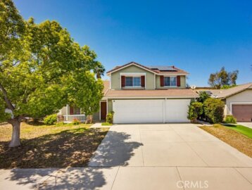 23492 Mountain Breeze Photo